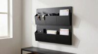 efficiently organize entryway items